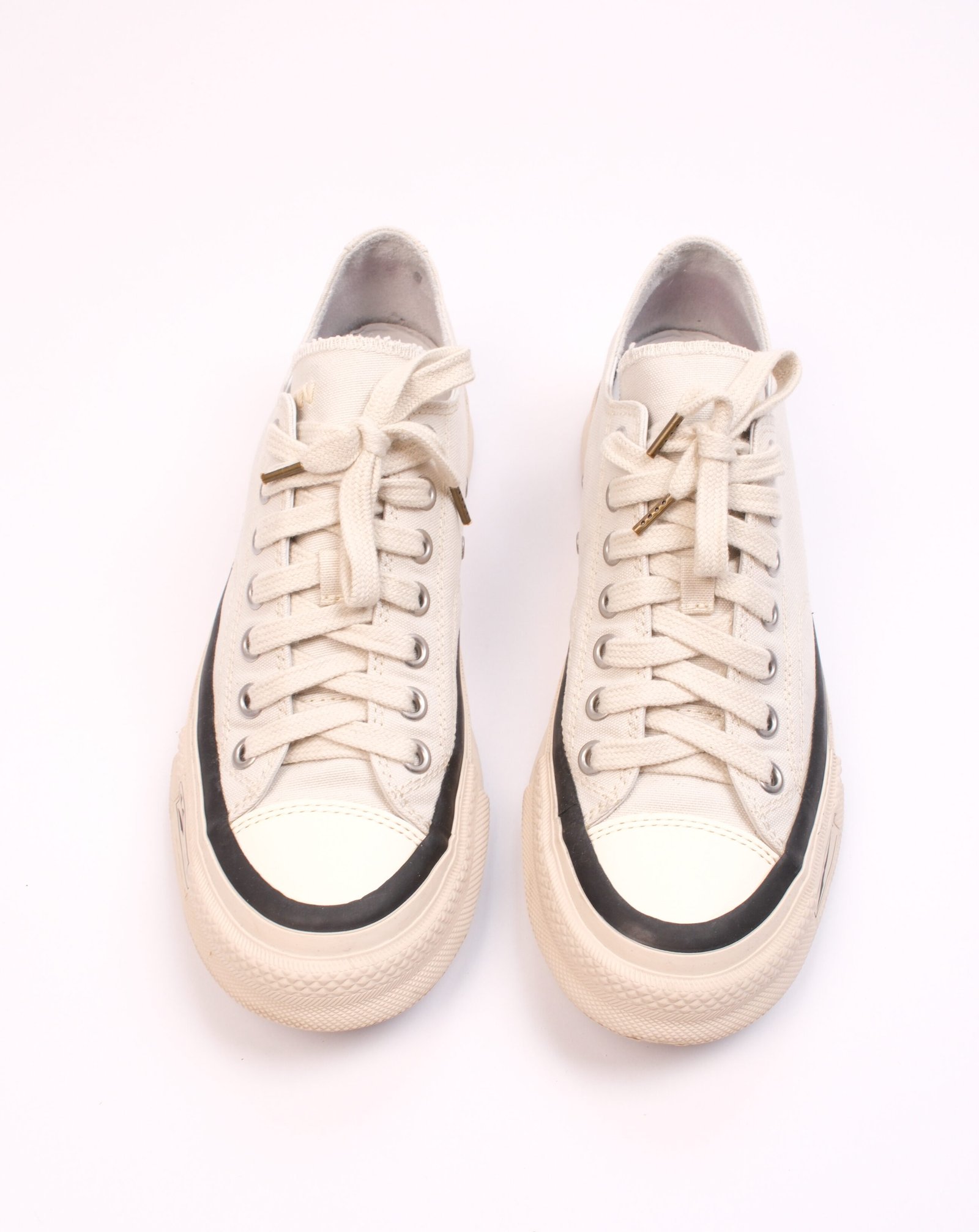 Visvim Women's Skagway Low Sneakers Visvim Women’s Skagway Low Sneakers